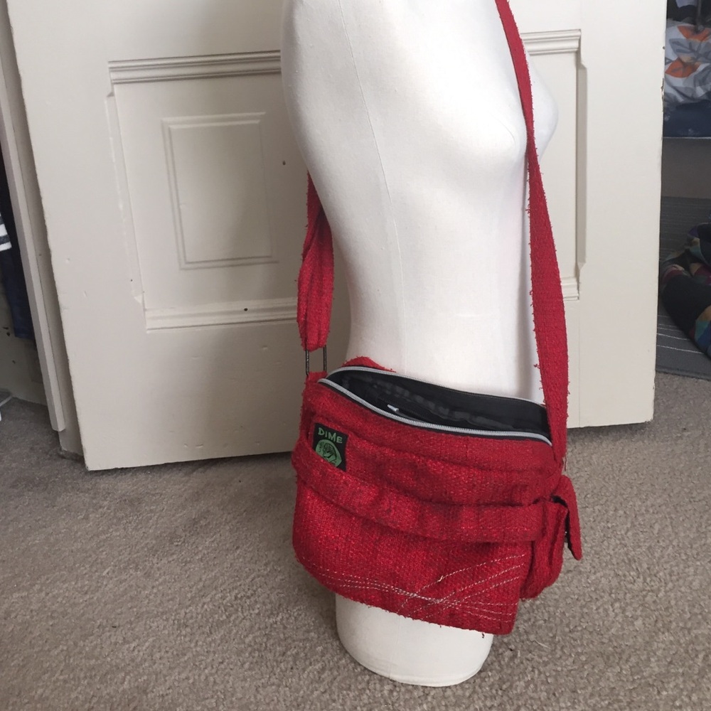 Hemp Dime Bags Red Purse. Offers welcomed !